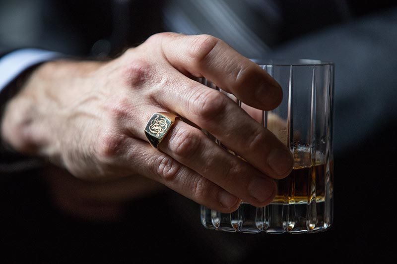 signet ring meaning definition