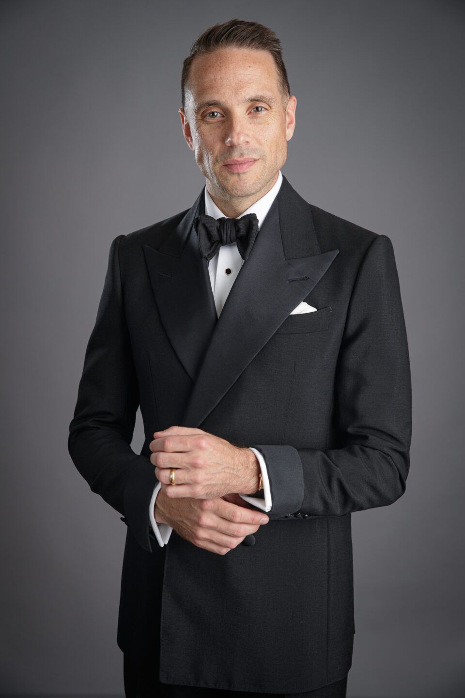 Men's Luxury Black Tuxedo in Dormeuil Tonik Mohair – Elegant & Timeless
