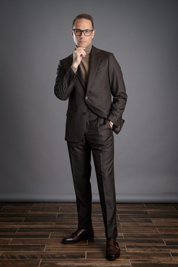 dressing your age in your 40s