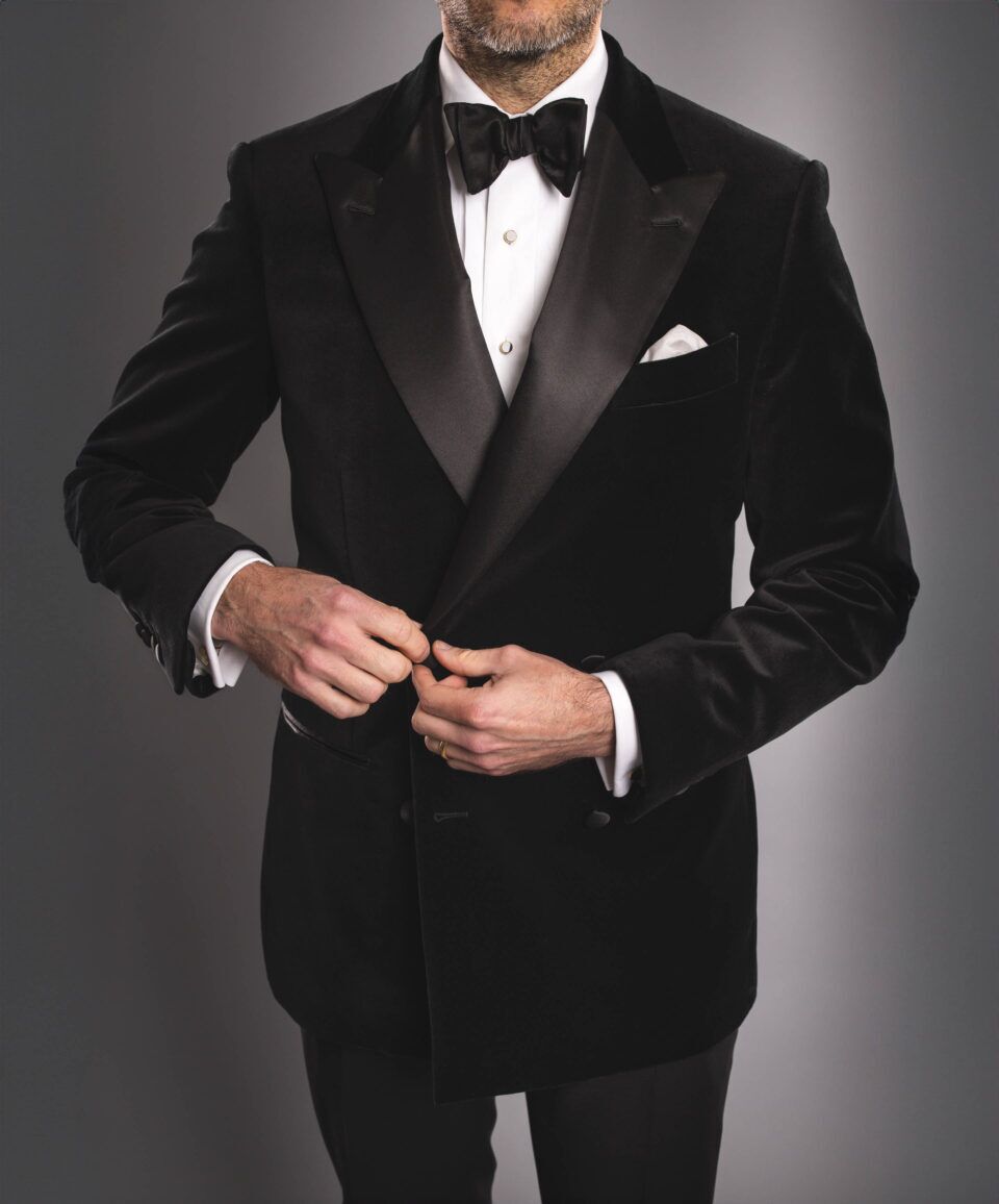 Made-to-measure Black Velvet 4x2 Double-Breasted Dinner Jacket - He Spoke Style Shop