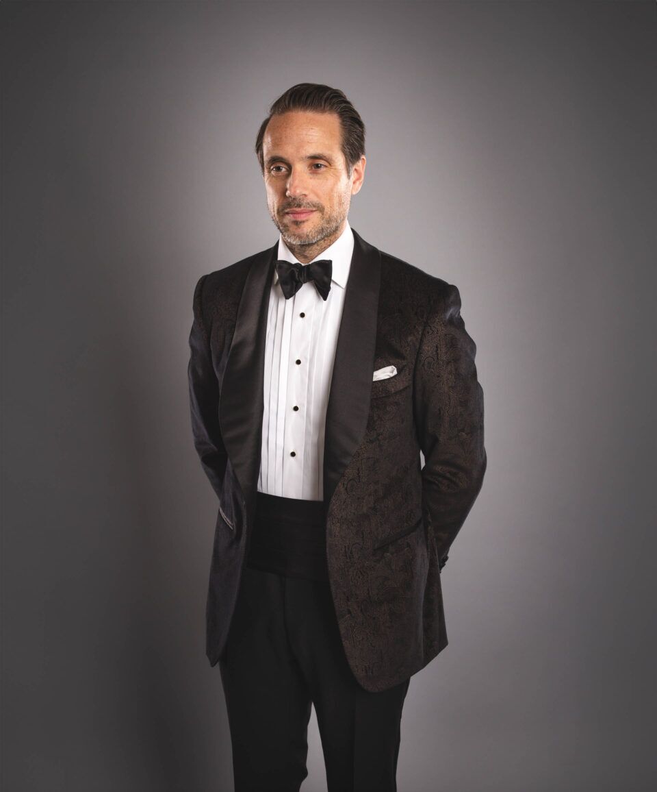 Made-to-Measure Brown Jacquard Velvet Dinner Jacket – Sophisticated & Stylish
