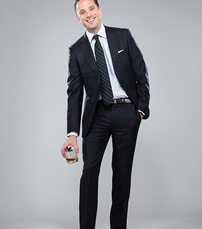 dress shirt with pocket with suit Pocket vs Pocketless Dress Shirt: Which Is Best for Suits? StudioSuits