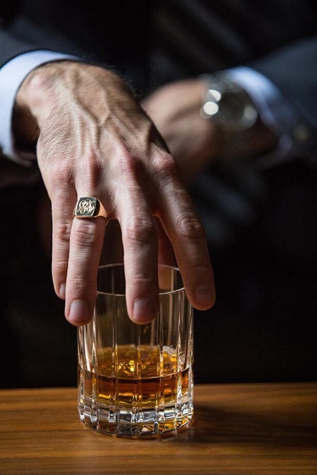 signet ring meaning definition