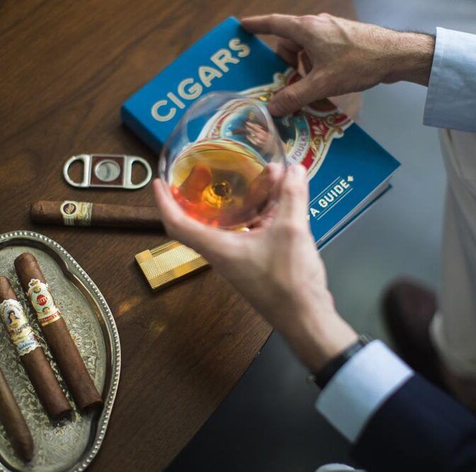 does tony romo smoke cigarettes Pretty cool Aaron Rodgers smoking a Perdomo 10th Anniversary Champagne
