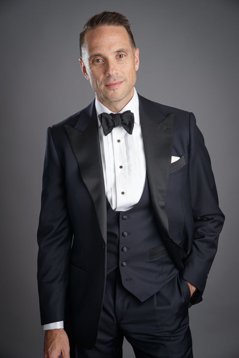 Classic Midnight Navy Tuxedo with Tailored Fit & Grosgrain Lapels