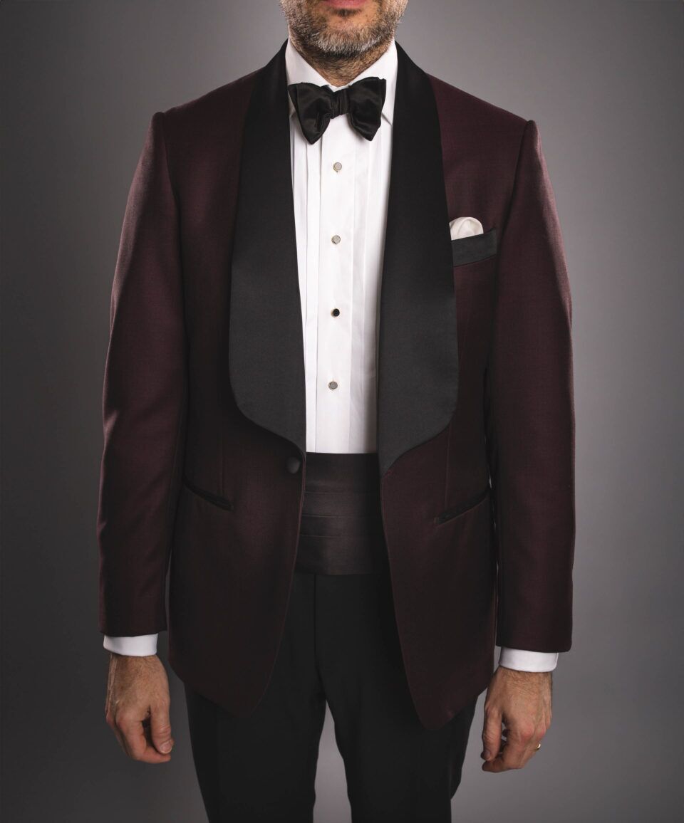 Tailored Burgundy Tuxedo Jacket – Perfect for Black-Tie Optional Events