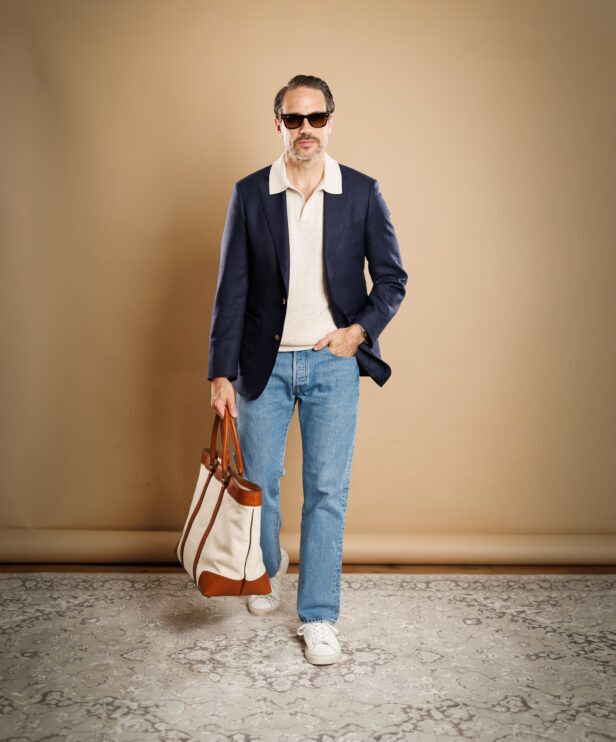 Navy Blue Blazer Travel Outfit