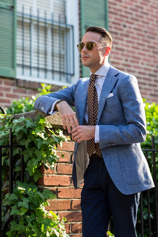 how to dress a blue blazer New Summer Classic: Light smart casual navy blazer