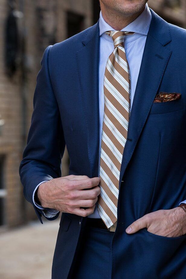 blue suit what color tie