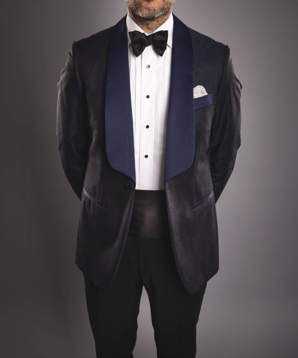 Made-to-Measure Blue and Black Jacquard Dinner Jacket with Shawl Collar – Sophisticated & Unique