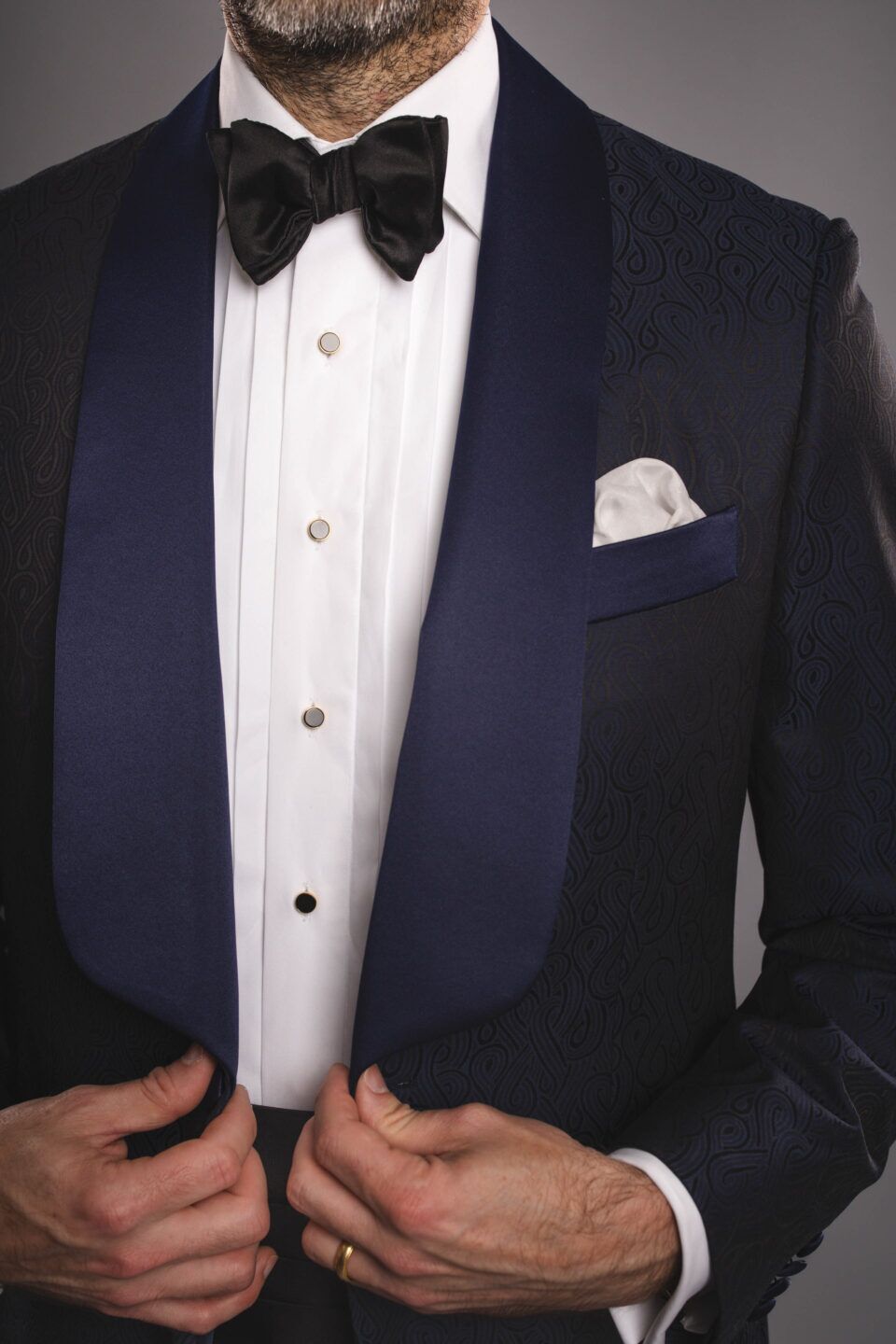 Close-Up of Jacquard Dinner Jacket – Rich Texture & Stunning Pattern