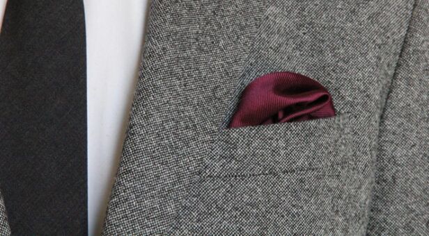 How To Fold a Pocket Square: Puff Fold - Baltimore Style Guy